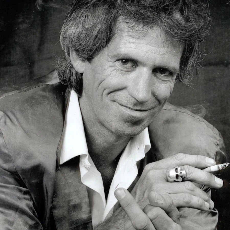 Comment Porter une Bague Tête de Mort Comme Keith Richards